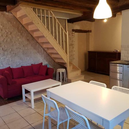 Baule Sur La Route Des Chateaux Apartamento Exterior foto